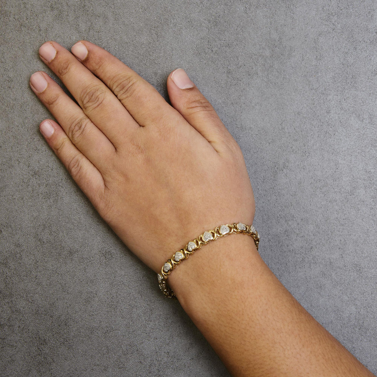 10K Yellow Gold Plated .925 Sterling Silver 1.0 Cttw Diamond Heart Link Bracelet