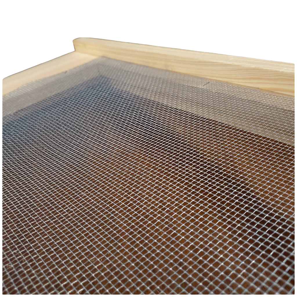 8 Frame Cypress Screened Bottom Board