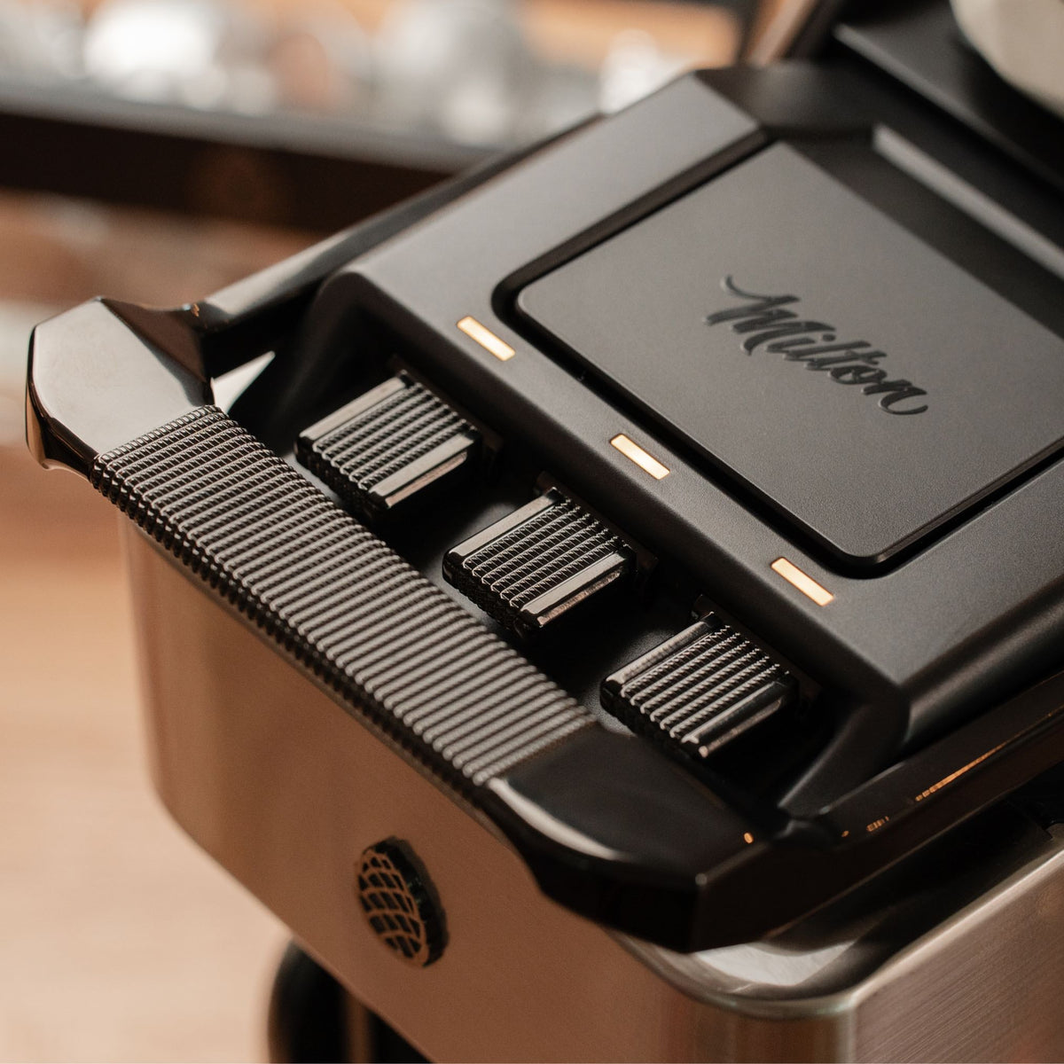 Line1 Espresso and Coffee Machine: Brushed Silver & Grain