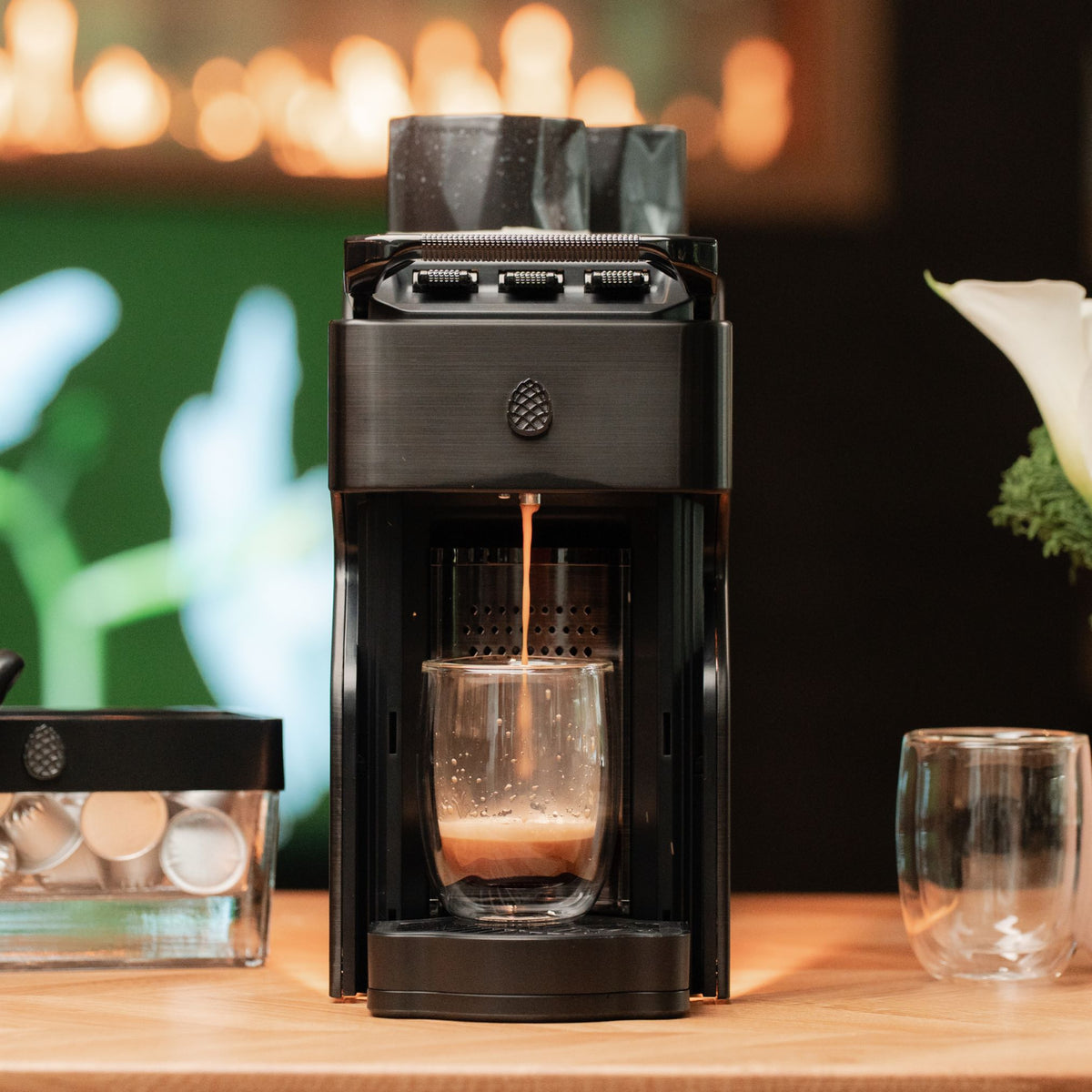 Line1 Espresso and Coffee Machine: Brushed Nickel & Onyx