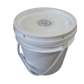 Bucket Feeder With Feeding Plugs