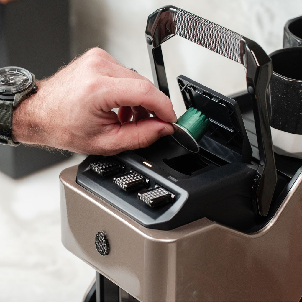 Line1 Espresso and Coffee Machine: Champagne & Onyx