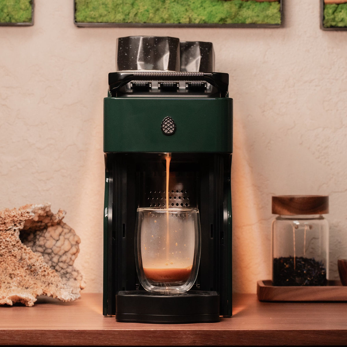 Line1 Espresso and Coffee Machine: Evergreen & Saddle