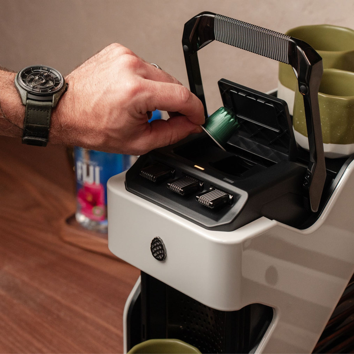 Line1 Espresso and Coffee Machine: Glacier & Saddle