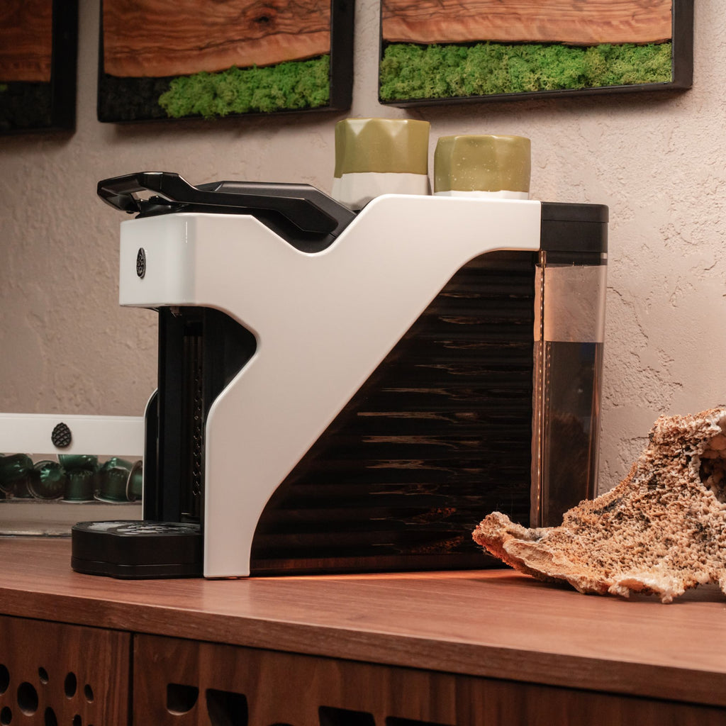 Line1 Espresso and Coffee Machine: Glacier & Onyx