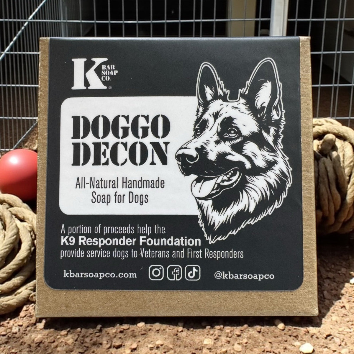 Doggo Decon Natural Dog Shampoo Bar