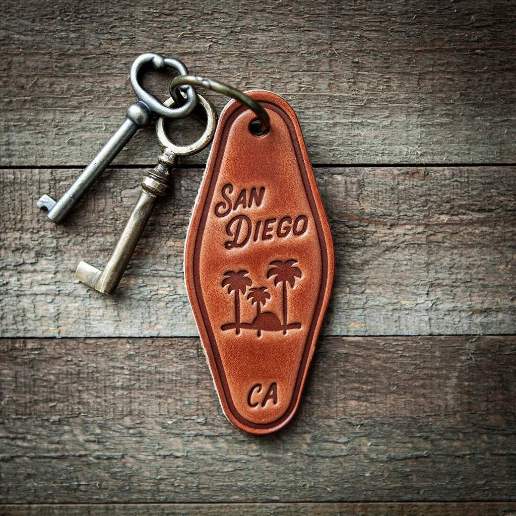 San Diego California Palms Leather Keychain Motel Style