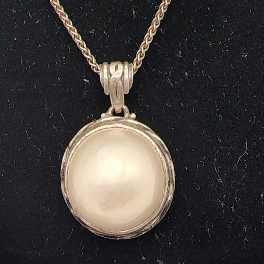 Mabe Pearl Silver Necklace | Jules Jewelbox