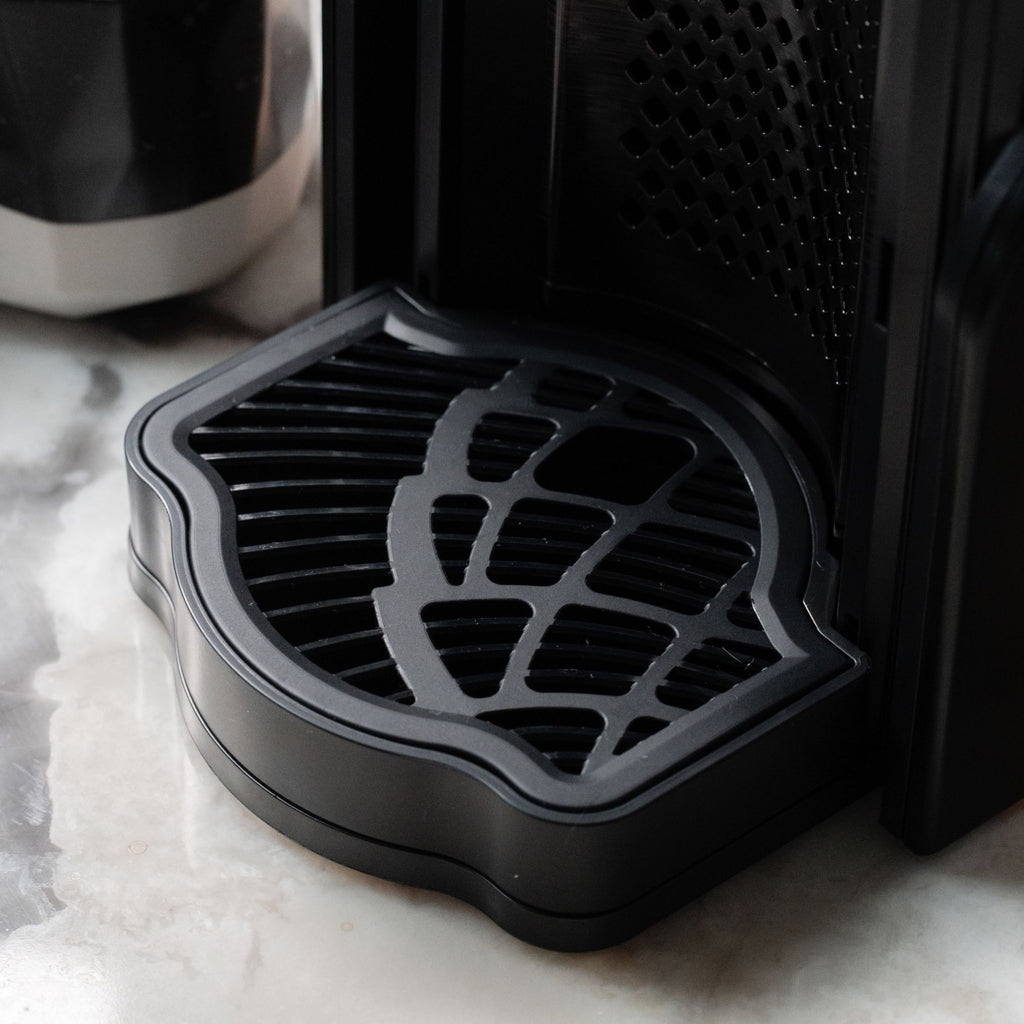 Line1 Espresso and Coffee Machine: Satin Black & Saddle