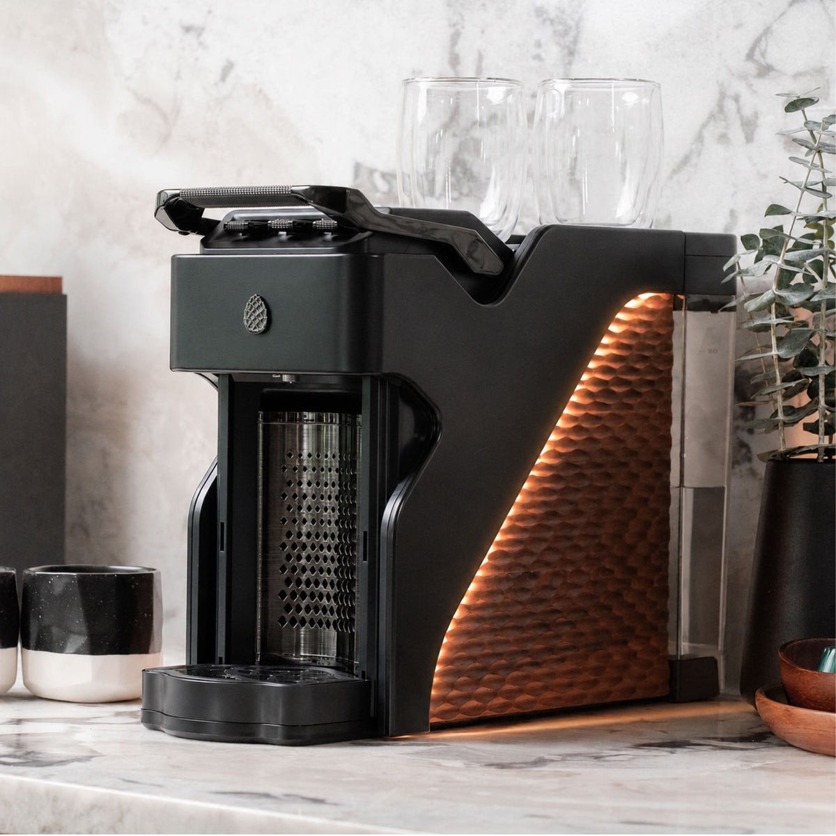 Line1 Espresso and Coffee Machine: Satin Black & Grain