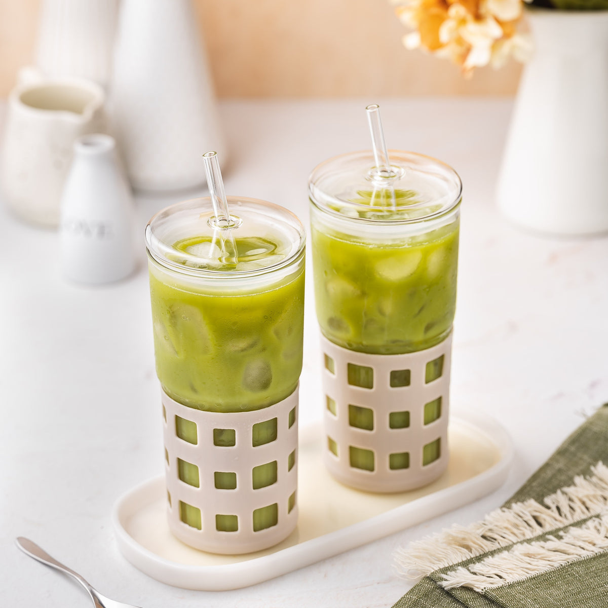 All Glass Juice Tumblers with Lid, Straw & Silicone Sleeve - 2 Pack Set, 20 oz