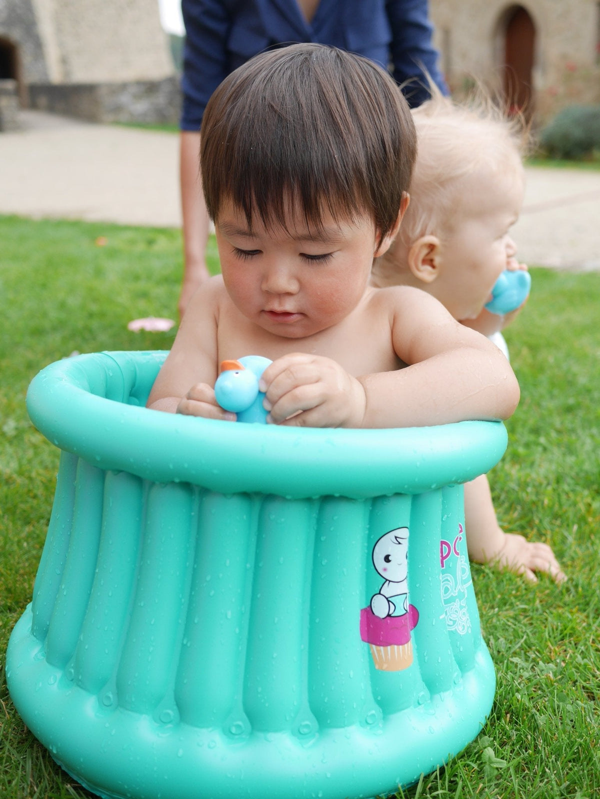 Cupcake Babies Small Bath Turquoise & travel pouch & inflator (suitable from birth up to 1 year)