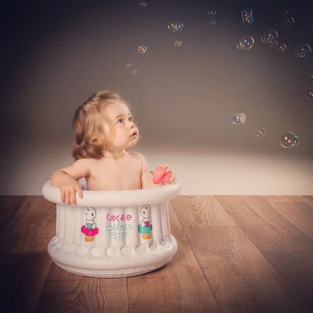 Cupcake Babies Small Bath White & travel pouch & inflator (suitable from birth up to 1 year)