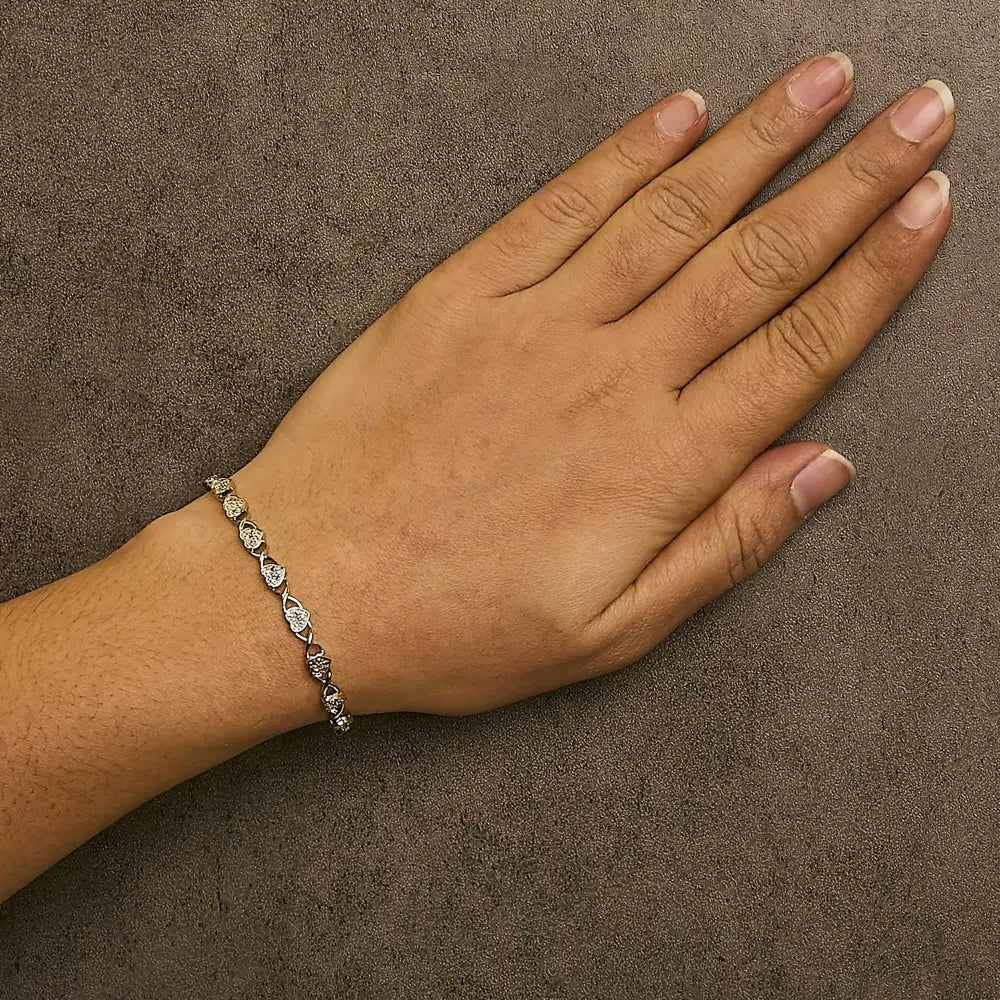 Diamond accent heart link bracelet in.925 sterling silver 7.25 bijoux-nyc direct