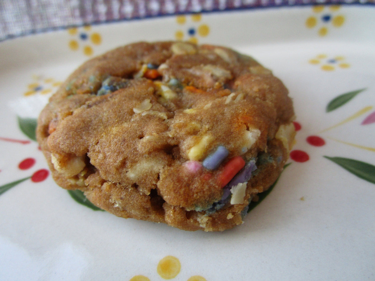 Protein Cookie, Gluten Free, Dairy Free, Egg Free, Birthday Cake, Nut Free, No Refined Sugar, Vegan, Anabolic diet, Low Calorie , Collagen