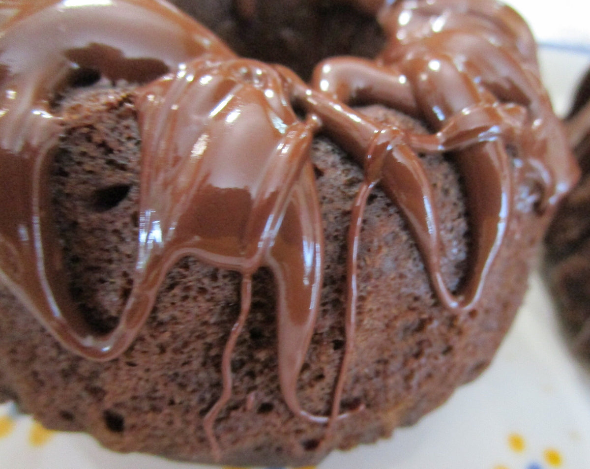 Chocolate Bundt Cake, Gluten Free, Dairy Free, Egg Free, No refined Sugar, Vegan, Nut Free, Birthday, Mother's Day, Spring, Graduation, Flav