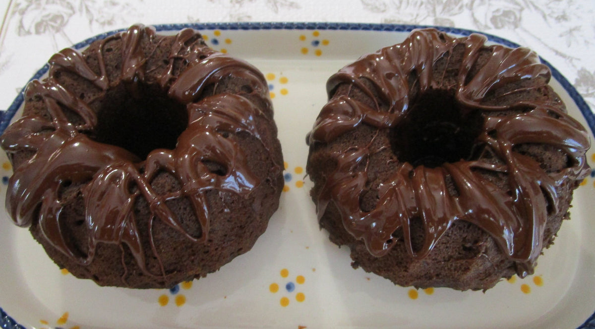 Chocolate Bundt Cake, Gluten Free, Dairy Free, Egg Free, No refined Sugar, Vegan, Nut Free, Birthday, Mother's Day, Spring, Graduation, Flav