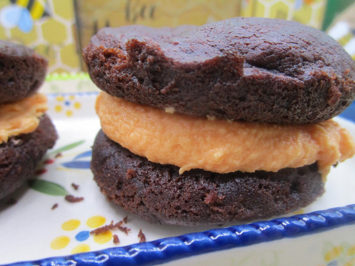Whoopie Pies, Halloween , Gluten Free, Dairy Free, Vegan, Egg Free, Nut Free, Healthy snacks, Candy Corn, Marshmallow, Plant based colors