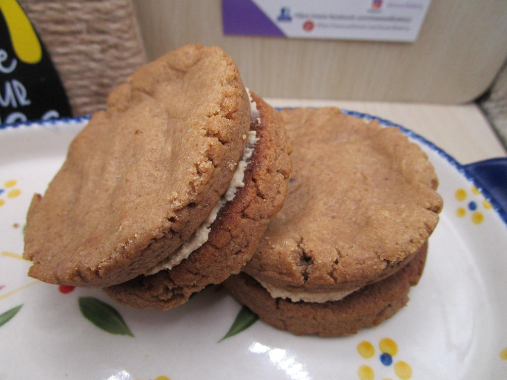 AIP Paleo Whoopie Pies, Grain Free, Gluten Free, Dairy Free, Egg Free, Autoimmune Protocol, Hashimoto, Easter Gifts, Hashimoto, Low FODMAP
