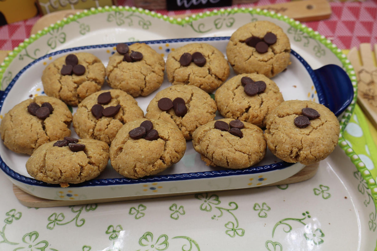 High Protein Peanut Butter Blossoms, Sugar Free, Gluten Free, Dairy Free, Egg Free, Vegan, Post workout, Halloween Candy, Christmas Cookies