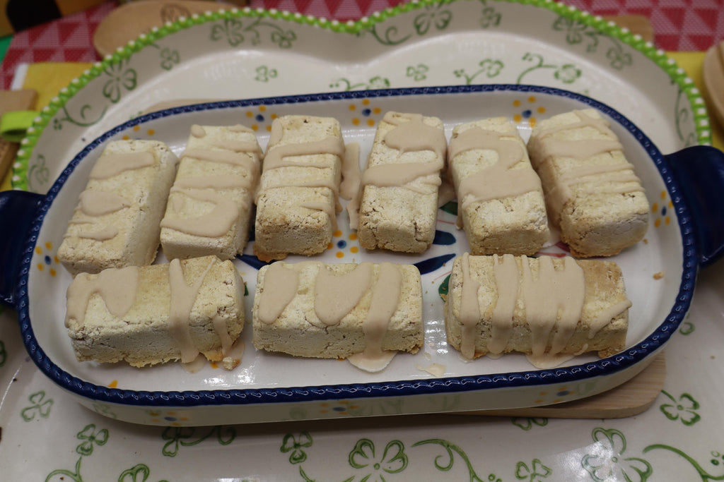 Keto Donut Bar, Strawberry Cheesecake, Sugar Free, Gluten Free, Grain Free, Dairy Free, Egg Free, Nut Free, Low Carb dessert, Fitness Bar